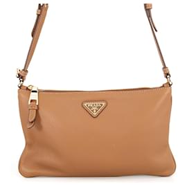 Borsa a tracolla in pelle marrone Prada