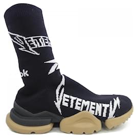 Vêtements Zapatillas Reebok VETEMENTS