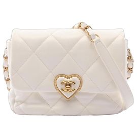 Borsa a Spalla Chanel Matelassé Heart Lock