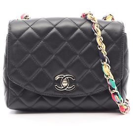 Borsa a tracolla Chanel Matelassé nera