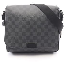 Borsa a tracolla Louis Vuitton District PM Damier Graphite