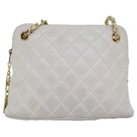 Chanel Vintage Zip Chain Matelassé Caviar Medium