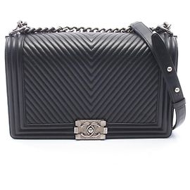 Borsa a Spalla Chanel Boy Large Chevron V-Stitch
