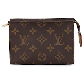 Louis Vuitton Monogram Pochette Toilette 15