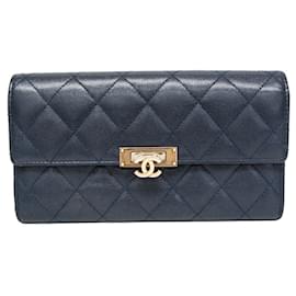 Cartera larga Chanel Matelasse Coco Rock