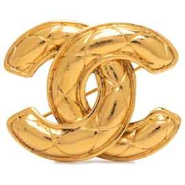 Spilla Chanel Gold CC trapuntata placcata oro