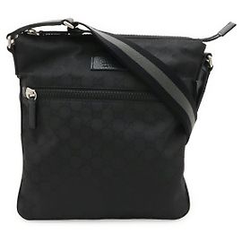 Sac à bandoulière Gucci en nylon et cuir avec motif GG