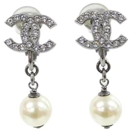 Chanel Ohrstecker Silber und Weiß