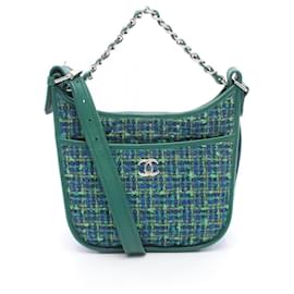 Chanel Matelassé Hobo Handtasche
