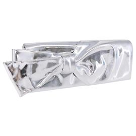 Clutch Christian Louboutin in pelle argento Auth 191142