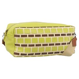 Borsa a Spalla Miu Miu in Pelle Verde Lime Oro Auth BA14150