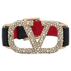 Valentino Garavani Vlogo Signature leather 17 cm