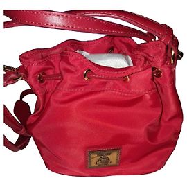Borsa a secchiello Moschino in nylon rosso