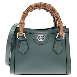 Borsa Gucci DIANA in pelle verde