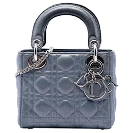 Lady Dior Cannage in agnello iridescente blu mini