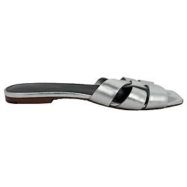 Sandali Tribute Saint Laurent in pelle metallizzata intrecciata argento