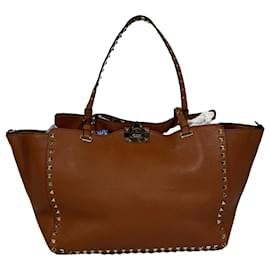 Sac cabas Valentino Light Cuir Rockstud Trapeze en cuir marron - Valentino Garavani