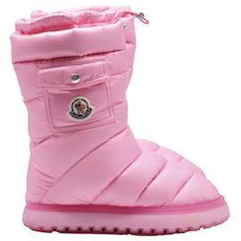 Stivaletti Moncler Gaia Pocket Mid in poliammide rosa