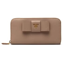 Portefeuille long zippé en Saffiano de Prada