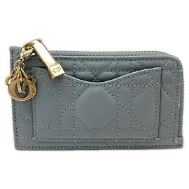 Tarjetero con cremallera en piel de cordero Cannage Christian Dior