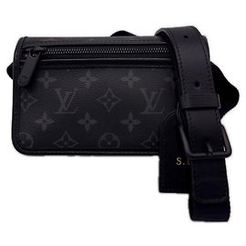 Carteira Monogram Eclipse Bosphore Louis Vuitton