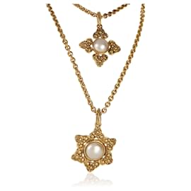 Chanel Goldbeschichteter Vintage Kunstperlen-Anhänger