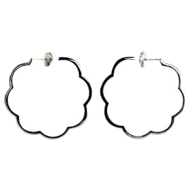 Orecchini CHANEL 18KWG Oro Bianco Camellia