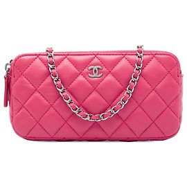 Clutch Chanel Pink CC in agnello trapuntato con doppia zip e catena