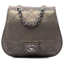 Chanel Coco Twin Flap aus gestepptem braunem Kalbsleder Small