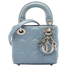 Lady Dior in micro pelle di agnello cannage blu di Dior