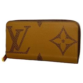Louis Vuitton Monogram Giant Reverse Zippy Wallet