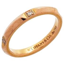 Anello True Band di Tiffany & Co. in oro rosa 18K con diamante