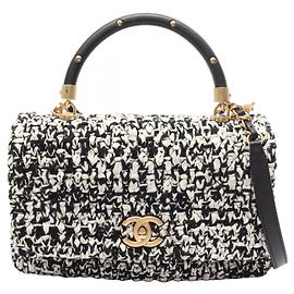Borsa a mano Chanel Matelassé con manico superiore