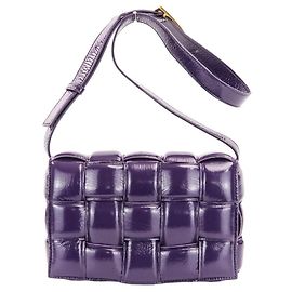 Borsa a tracolla Bottega Veneta Padded Cassette Intrecciato in pelle vernice