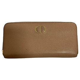 Portafoglio lungo in pelle 30 Montaigne di Christian Dior