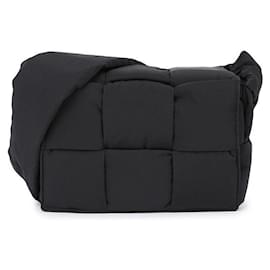 Bottega Veneta Piccola borsa tech cassette imbottita