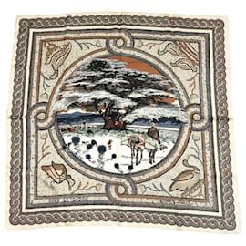 Carré Hermès Sous Le Cèdre 90 cm Seta Beige/Bianco