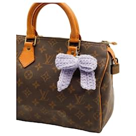 Louis Vuitton gehäkelter Schleifen-Taschenanhänger - Lavendel