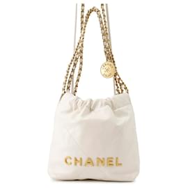 Borsa Chanel 22 Mini Coco Mark in pelle di vitello lucida