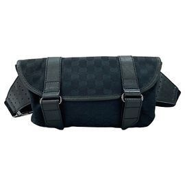 Pochete Gucci preta