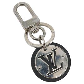 LOUIS VUITTON LV Circle Key Holder Metall Silber M67362 LV Auth 190364