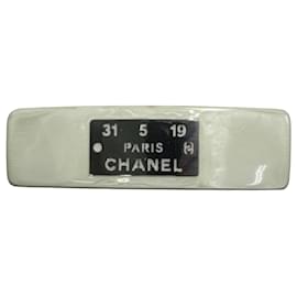Barrette Chanel bianco sporco e argento