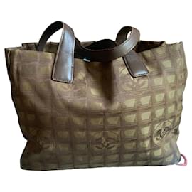 Chanel New Travel Line Borsa Shopper in Tela Marrone
