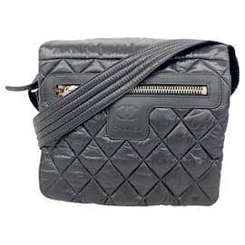 Chanel Coco Cocoon Nylon Schultertasche