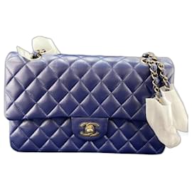Borsa a tracolla Chanel Matelassé 25