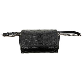 Borsa a cintura Monogram Niki in pelle di vitello nera stropicciata Saint Laurent