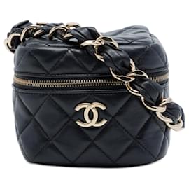 Borsa Vanity Chanel Black CC in agnello trapuntato Cube