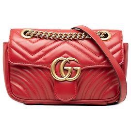 Borsa a tracolla Gucci Red Small GG Marmont Matelasse in pelle di vitello