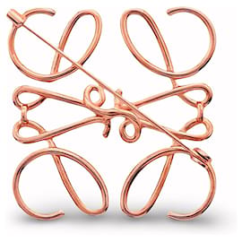 Spilla Anagramma Loewe in Oro Rosa