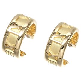 Orecchini a cerchio Atlas di Tiffany & Co. in oro giallo 18K